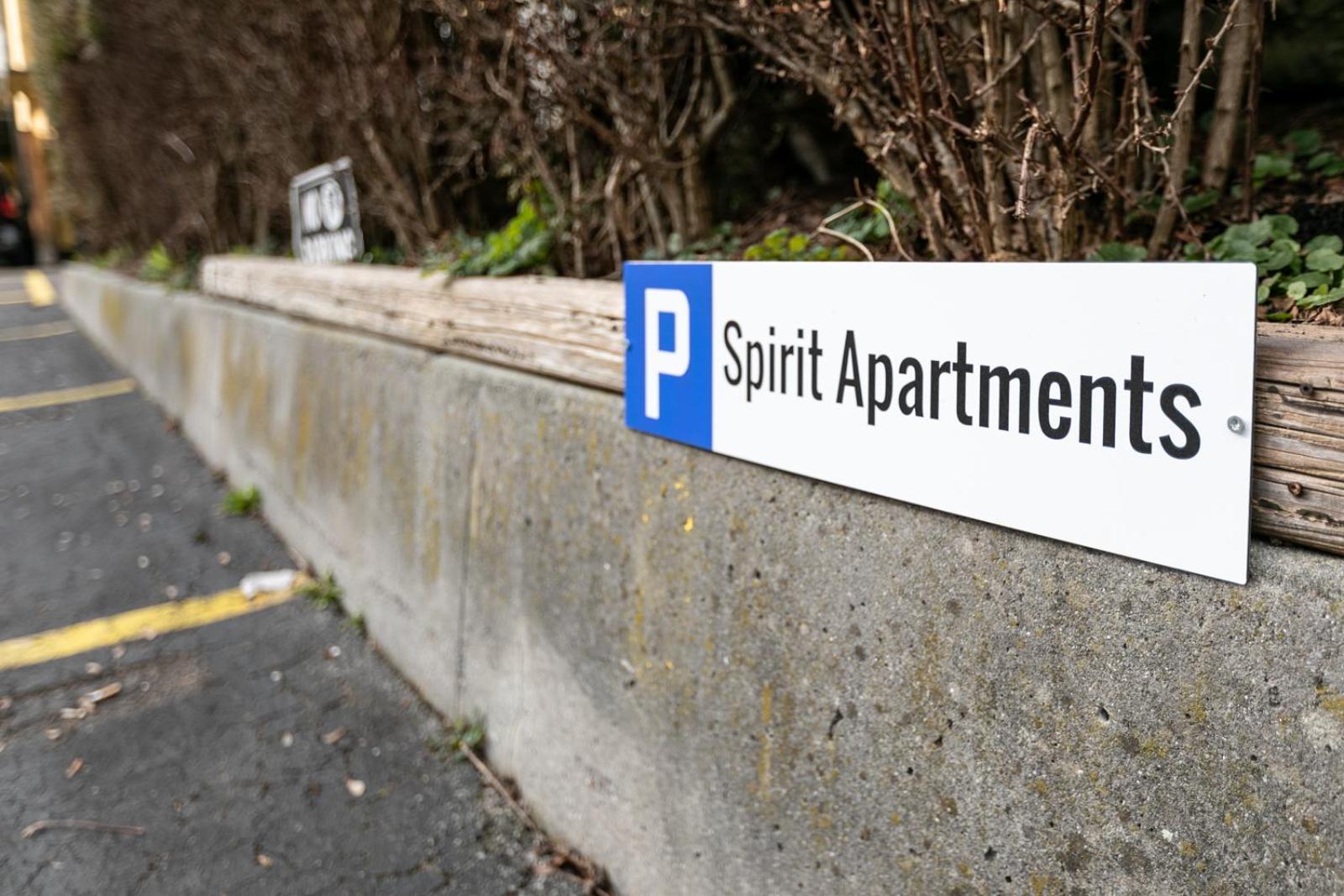 Spirit Apartments - Studio 2 - Kueche - Parkplatz Engelberg Extérieur photo